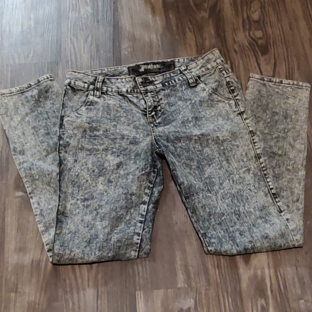 Cute Rustic Skinny Jeans